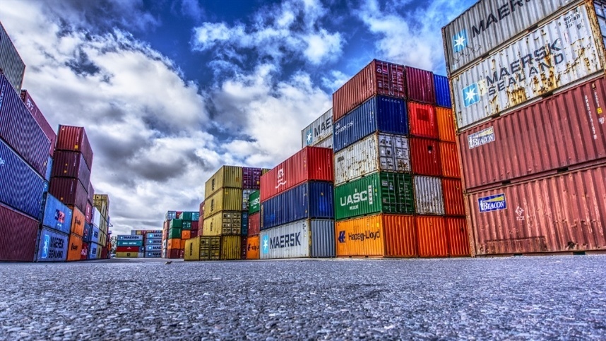 Taxa de cinquenta por cento imposta por Trump ameaça exportações do agro.