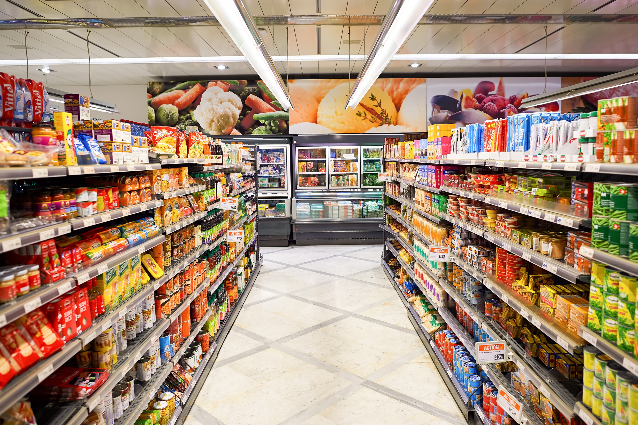 Pandemia continua interferindo nos bens de consumo